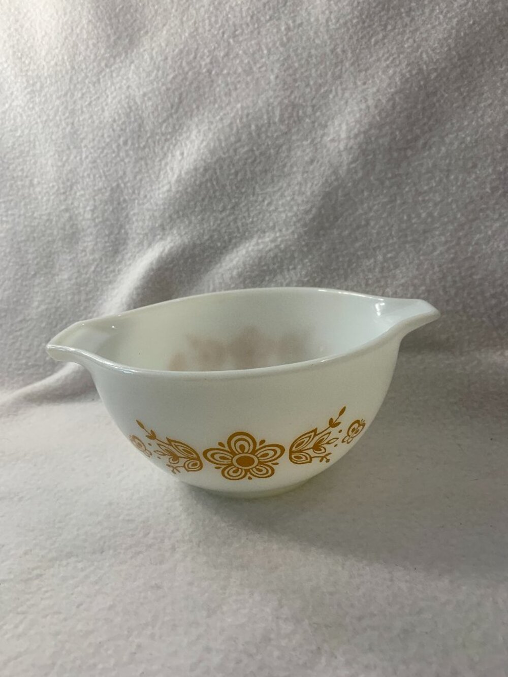Vintage White & Gold Cinderella Butterfly Pyrex Mixing Bowl #443 2 1/2 Qt.